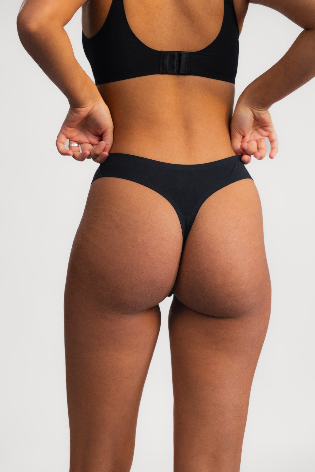 Seamless tangice LUXE BLACK - 2 kos
